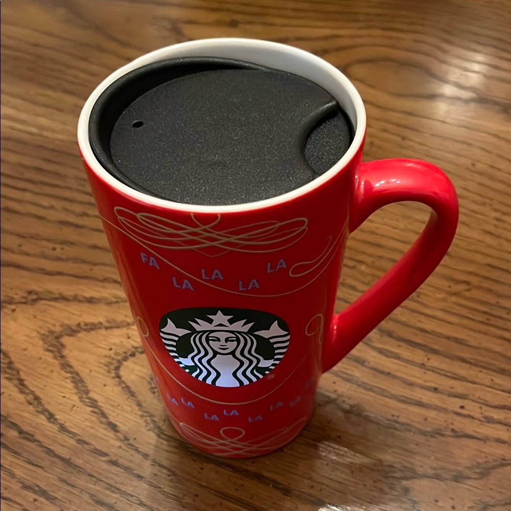 Starbucks Red Travel Tumbler‎